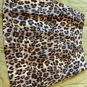 Leopard satin skirt